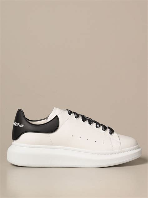 alexander mcqueen imitazione uomo